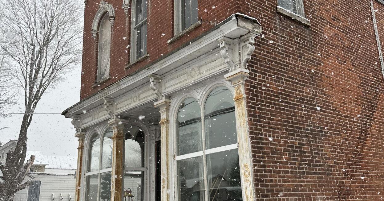 Champlain biz Red Canoe Coffee and Books opens - Vimarsana News