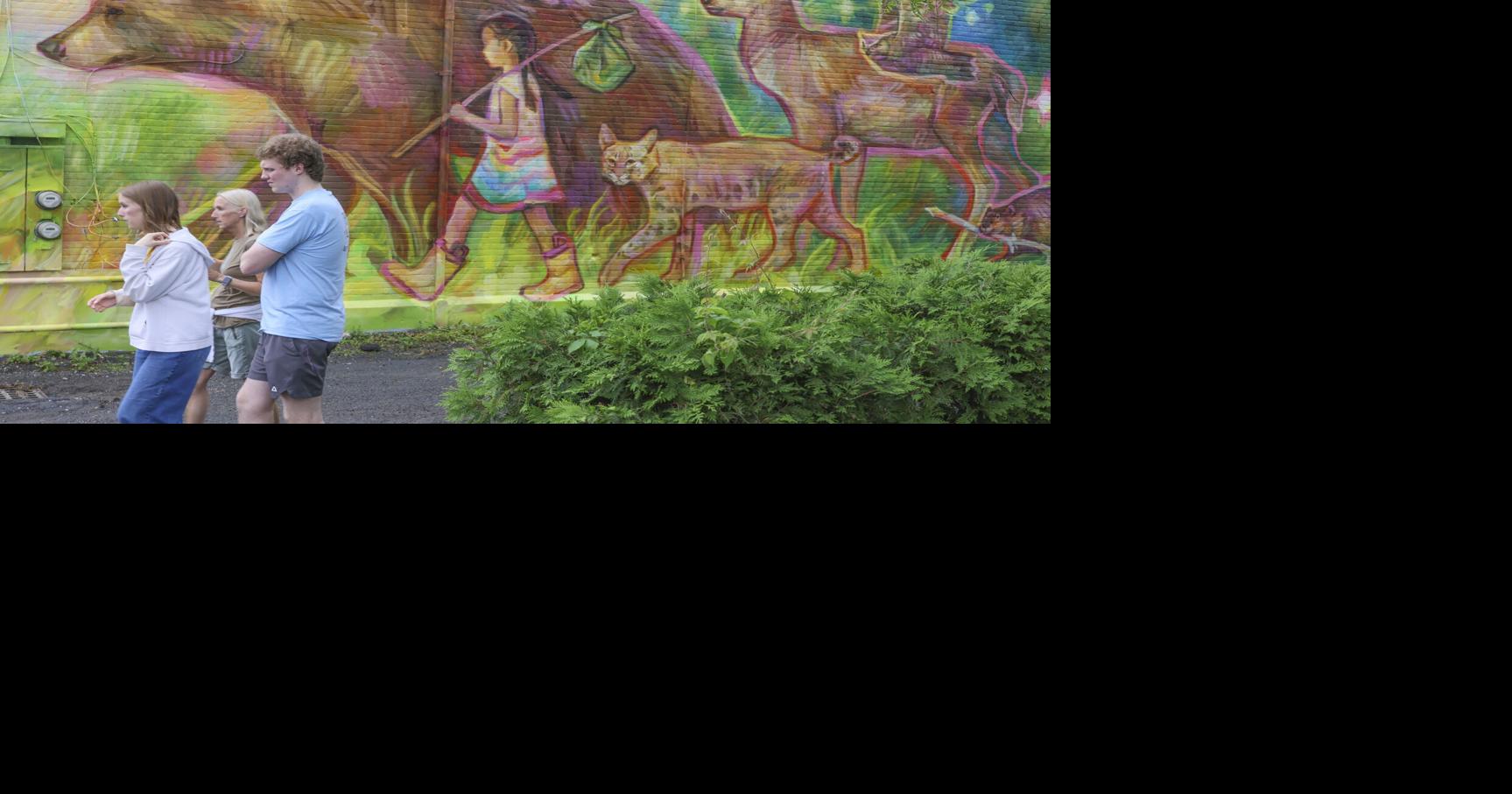 Giant murals return to Ticonderoga as new artists arrive; Artist Talks tonight, tomorrow