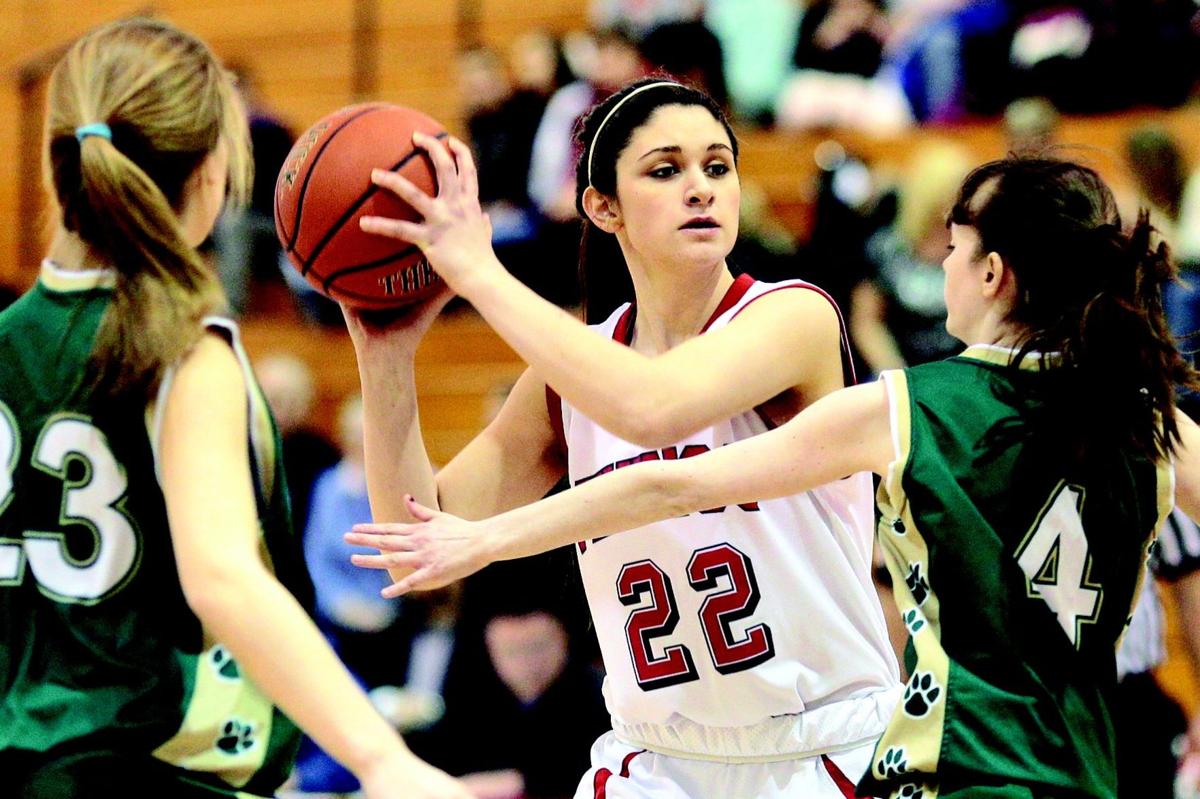 Moriah Puts Undefeated Mark On The Line Against Fort Edward Basketball Pressrepublican Com