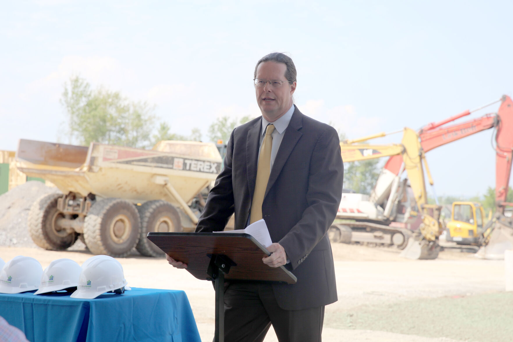 Great Day for Housing: Officials celebrate two new, affordable