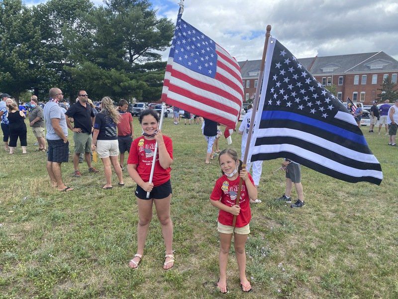 Back the Blue rally supports law enforcement