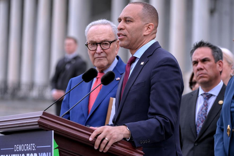 Cautious maps in New York loom over Dems’ redistricting war