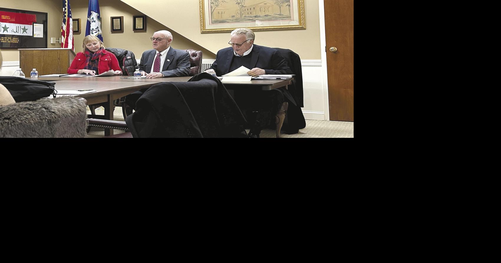 In Middlebury Selectmen Approve Change to Calendar Top Stories