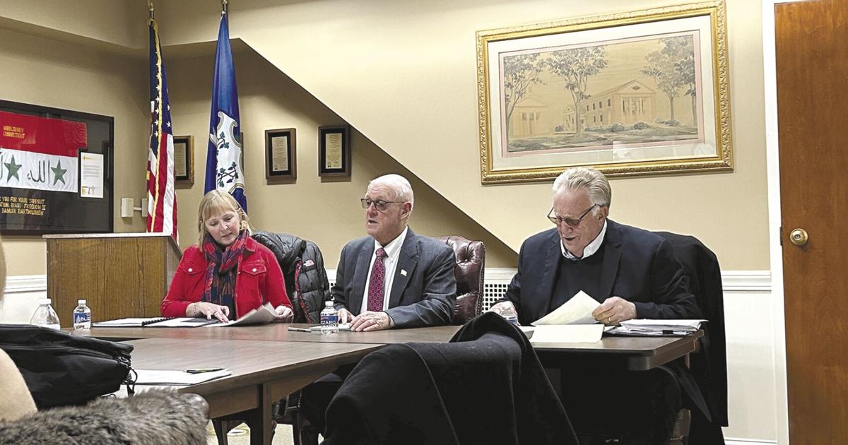 In Middlebury Selectmen Approve Change to Calendar Top Stories