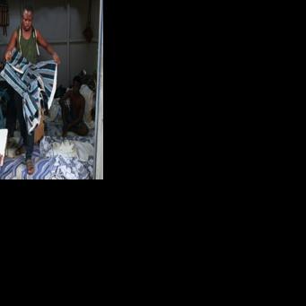 Ghana rallies round traditional tunic after foreign mockery