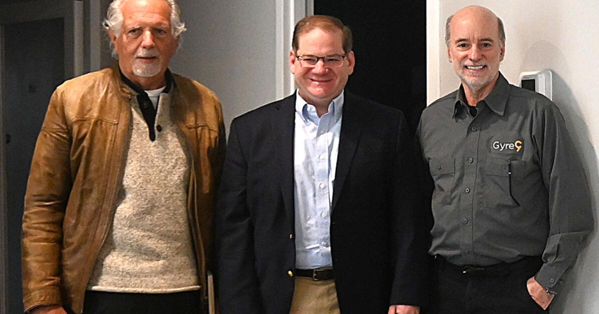 Rep. Buchsbaum Tours Southbury Manufacturer Gyre9