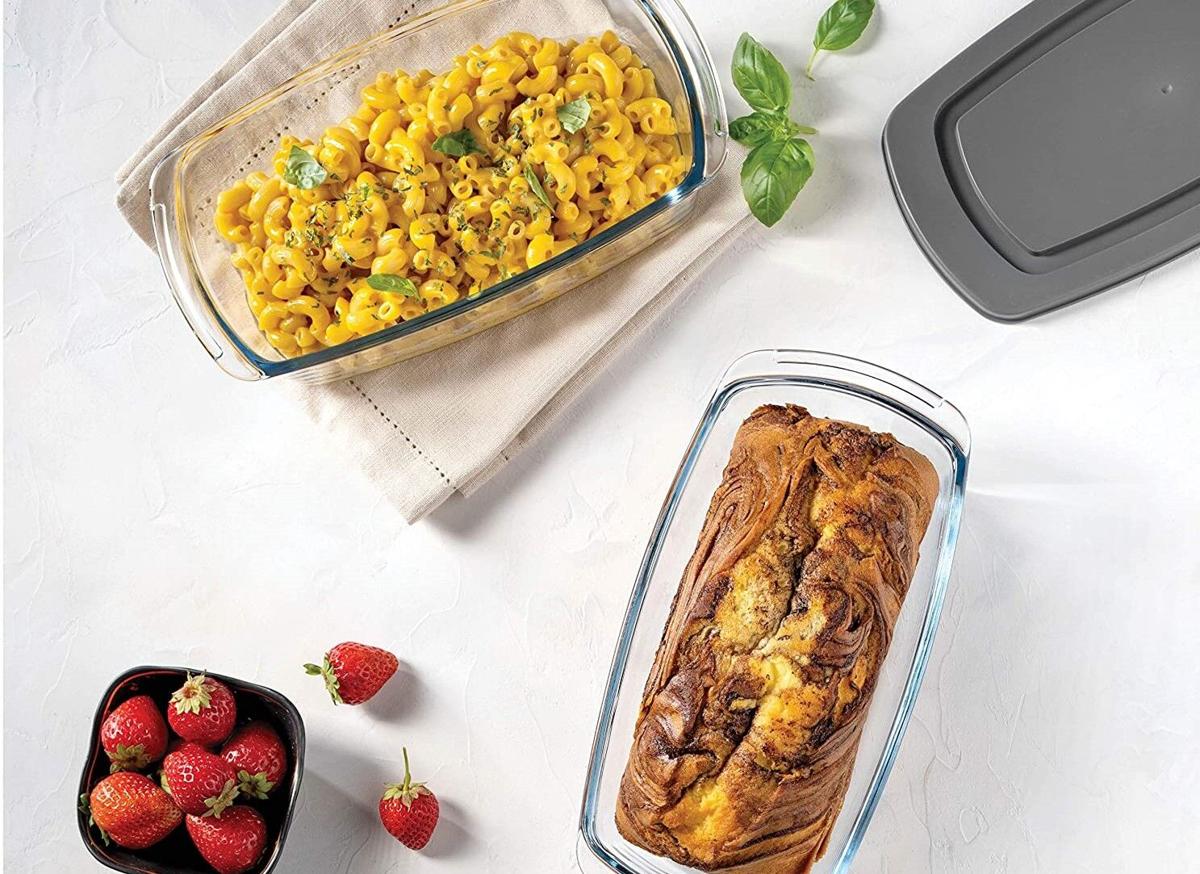 Buying Guide This loaf pan is perfect for all your winter baking