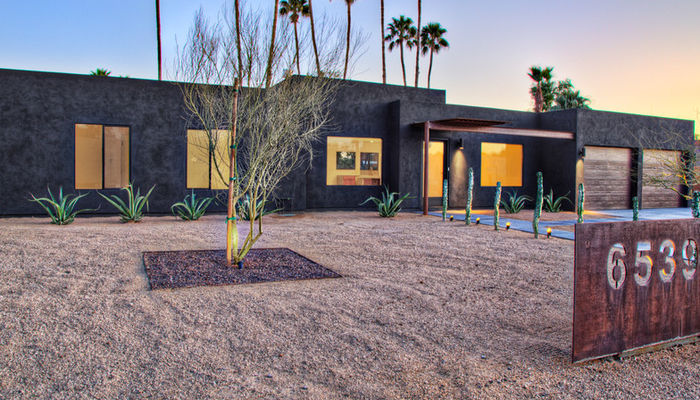 An Arizona Ranch House Takes on Modern Minimalist Stye | Home-and ...