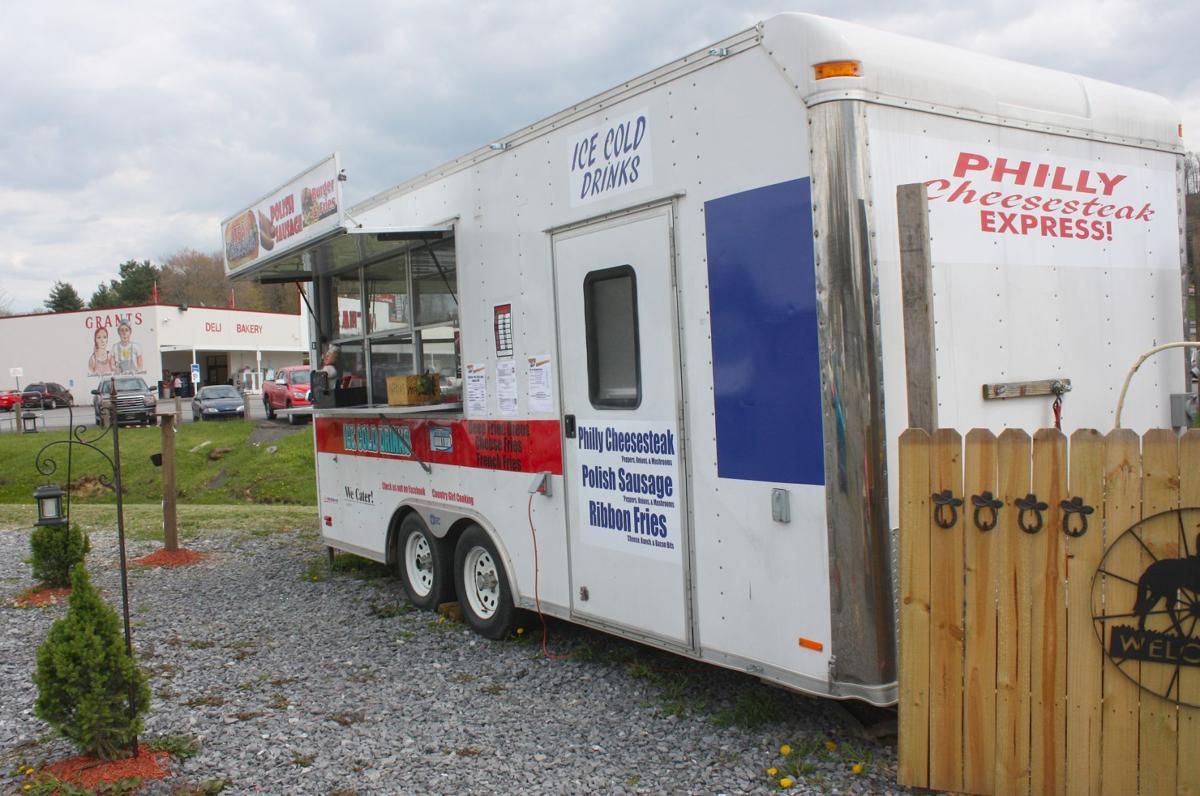 Food truck offers down home cuisine to Princeton | Gallery | ptonline.net