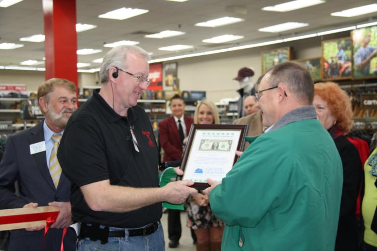 SLIDESHOW Rural King Bluefield Ribbon Cutting Gallery