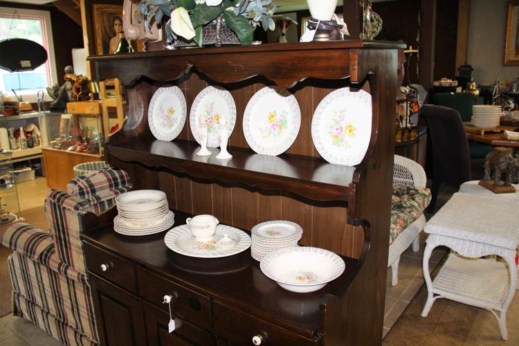 SLIDESHOW The Furniture Barn Gallery