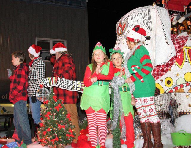 Hundreds of entrants roll through Princeton Christmas Parade Local