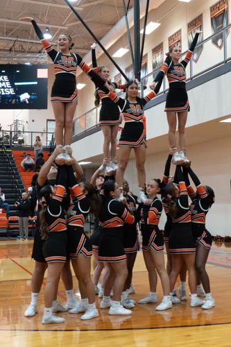 Cheer set 3-2.jpg