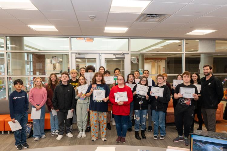 Students participate in Remembrance Art Contest Education