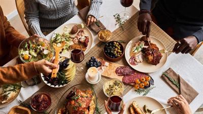 How a GI doctor with GERD handles holiday triggers