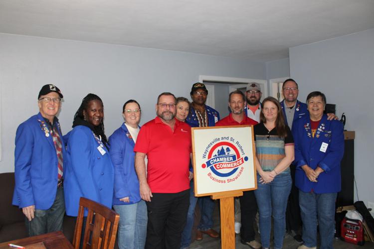 Chamber Business Showcase recognizes Juicy Crab Shack and Mr. Appliance