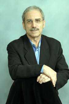 Queens College prof rethinks urban society | | qchron.com