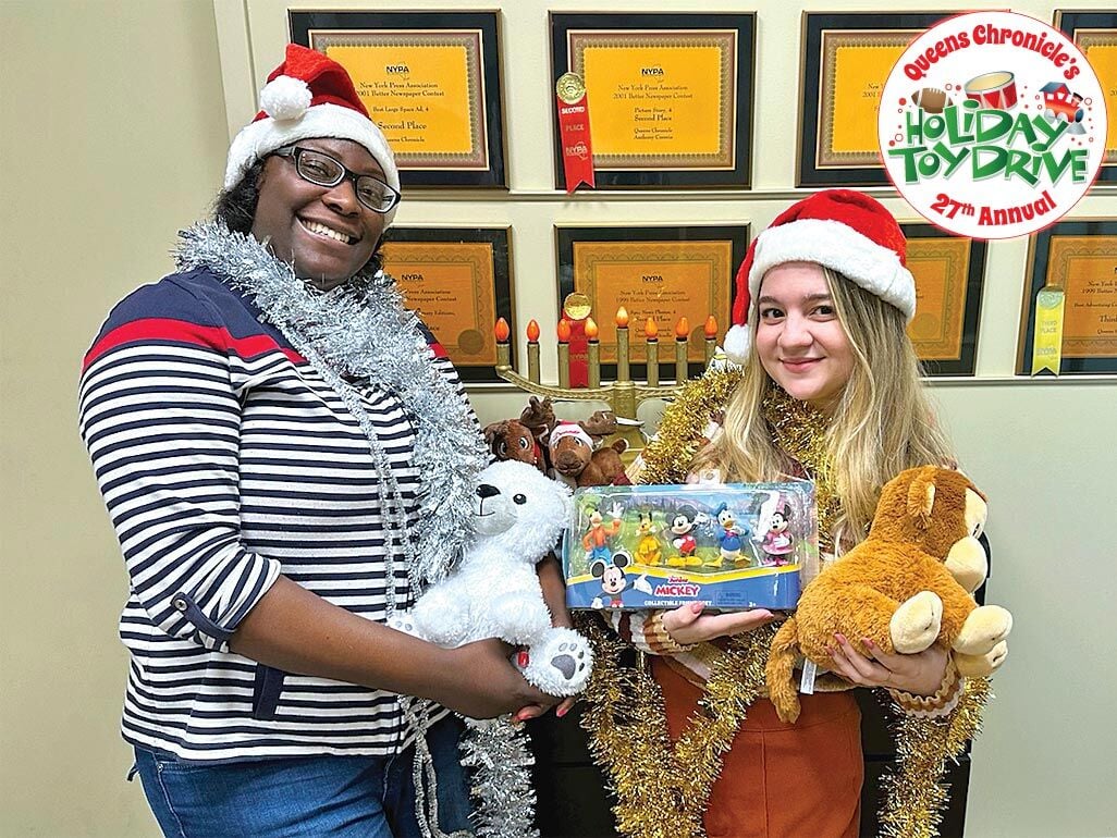 Naeisha Rolin Chronicle’s Toy Drive spreads holiday cheer | | qchron.com
