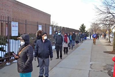Cuomo opens York College vaccine site | Queenswide | qchron.com