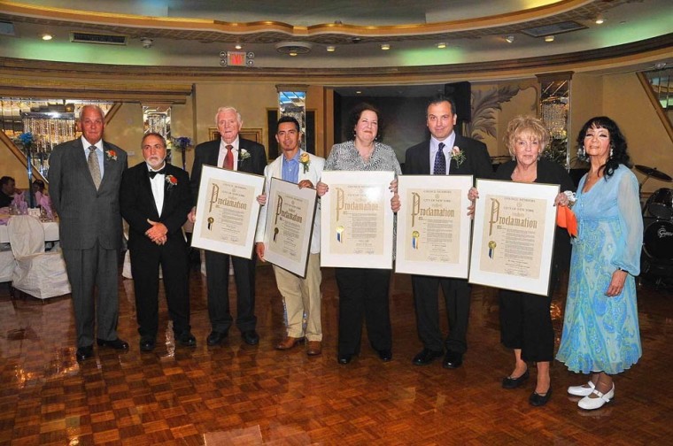 Woodhaven celebrates small biz