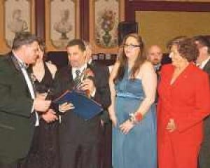 Governor awarded at NYFAC s annual event qchron