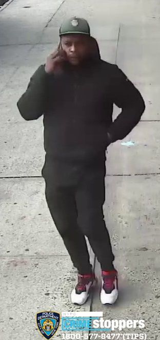 With video: Worker stabbed in robbery attempt