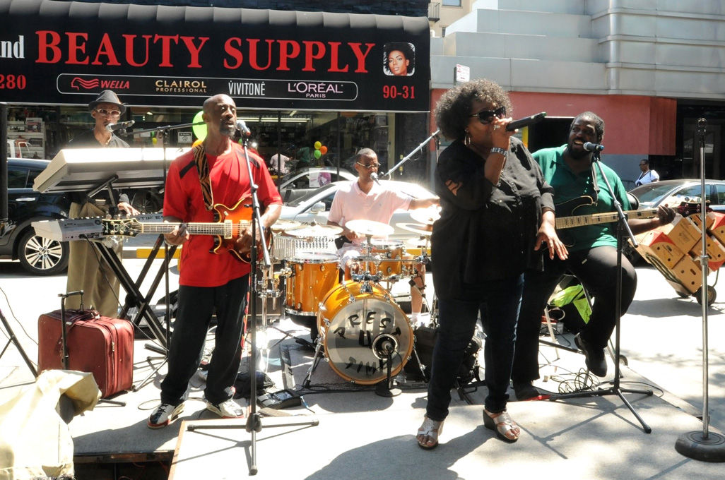 Blueberries and blue ribbons in Jamaica
