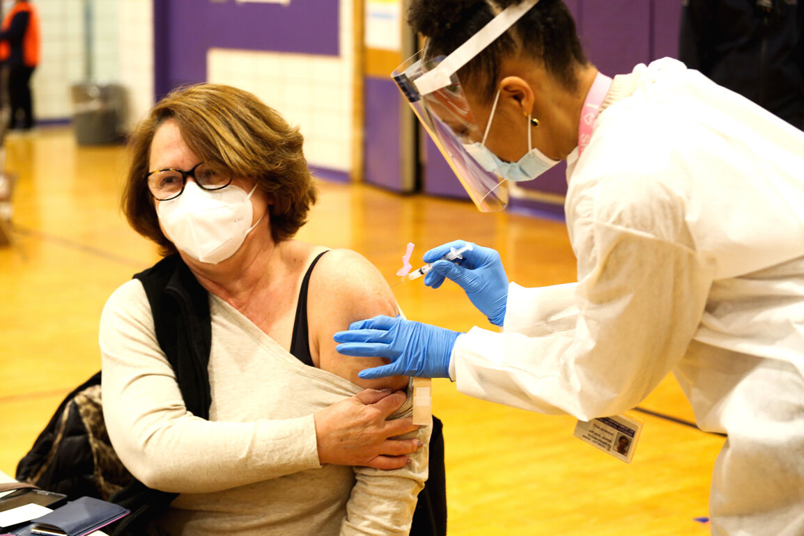 Vaccinations to begin at Marlins Park with 7,000 doses