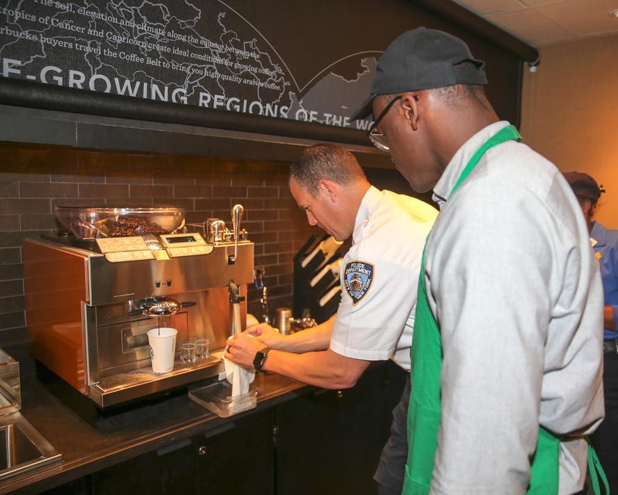 Coffee with a Cop in the 103rd Precinct | | qchron.com