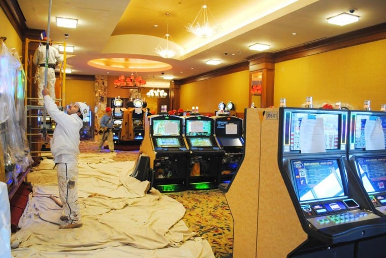 hotels near resorts world casino queens