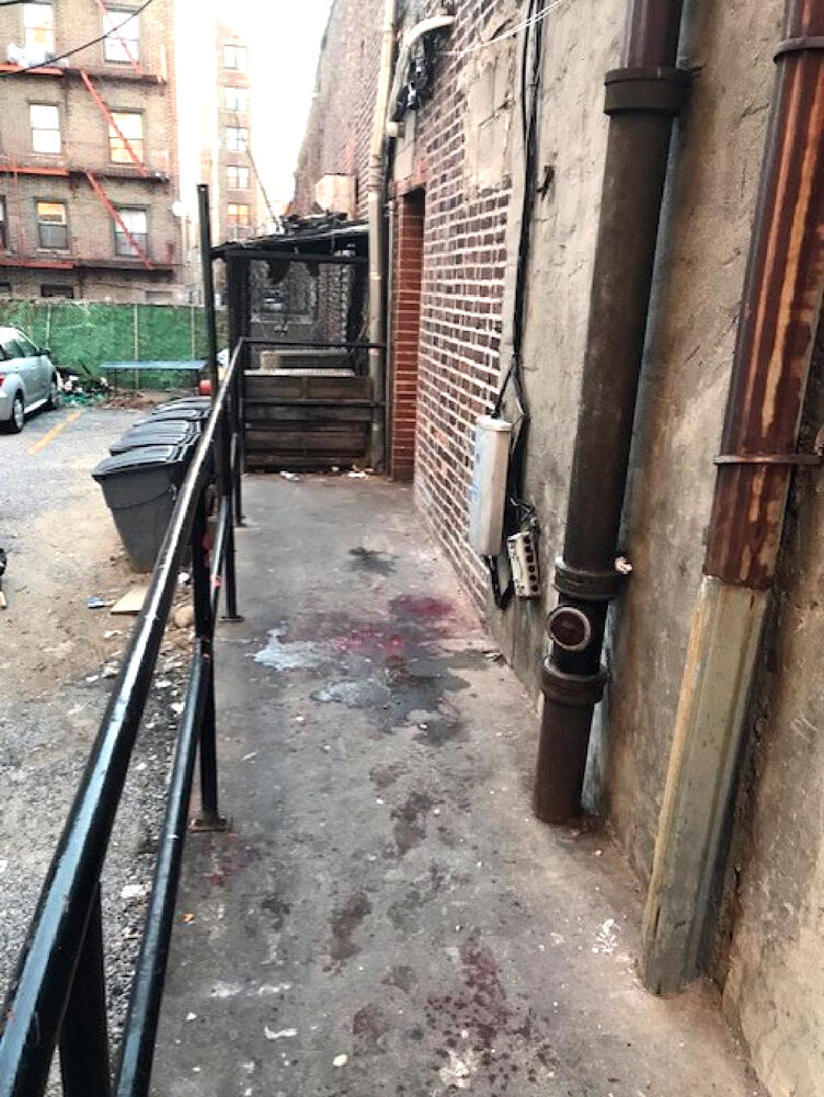 ● 3-1TIME CLIQUE MAFIA Eight from 18th St. gang busted: feds | | qchron.com