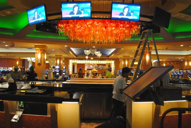 restaurants in resorts world casino queens