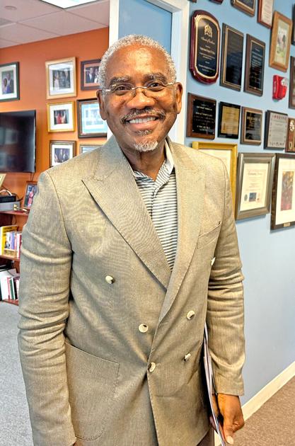 Meeks talks Harris, migrants and more | | qchron.com