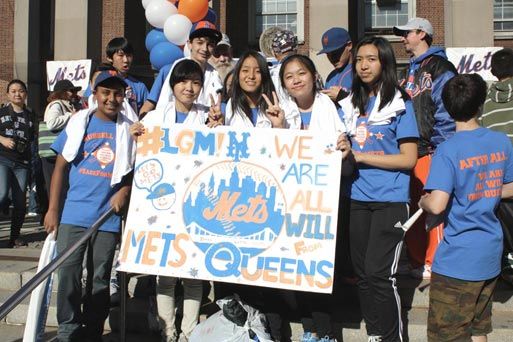 Mets fans take over Borough Hall for rally