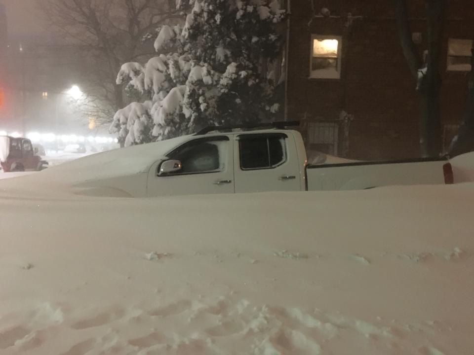 Nearly 3 feet of snow falls on Queens during historic blizzard