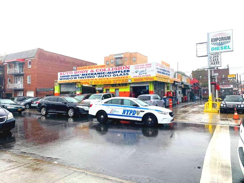 Illegal car dealers taking up space