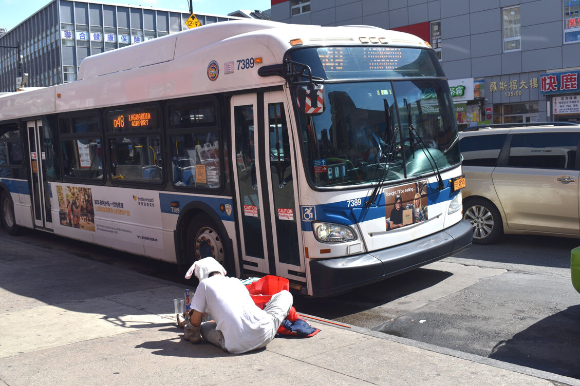 Panhandling steadily grows aggressive 1