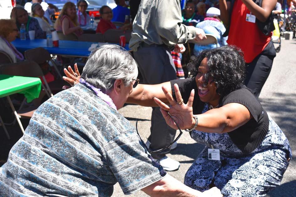 The Activity Director Keeps Folks Engaged Queens Chronicle