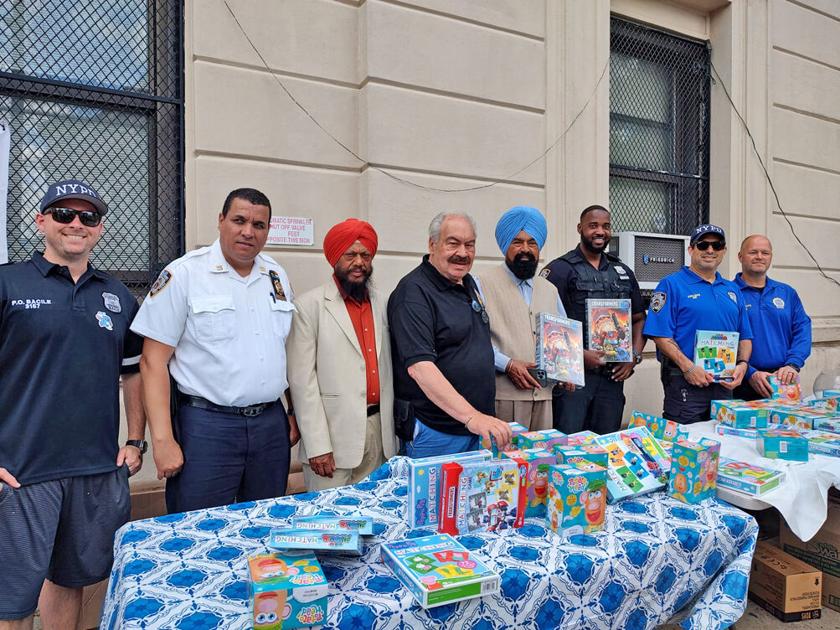 Cops, kids and community | | qchron.com
