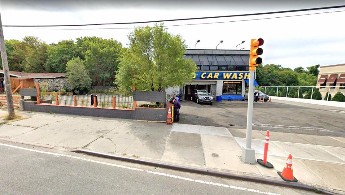 Car wash unsure what to do with new lot