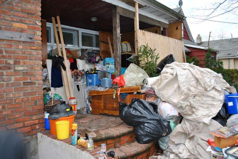 Rosedale trash house is much worse Queens Chronicle Eastern