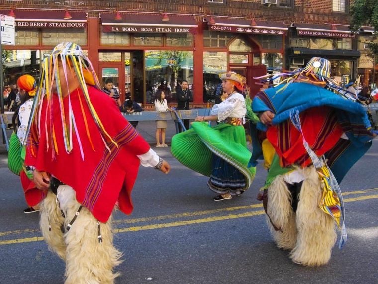 Qns. Hispanic Parade celebrates unity | | qchron.com