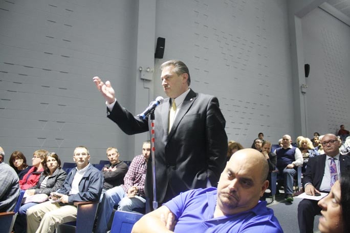 Residents rip Glendale shelter at testy hearing 1