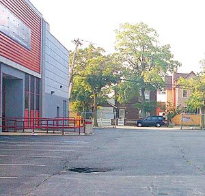 A New Tenant For The Old Staples Building South Queens News Qchron Com