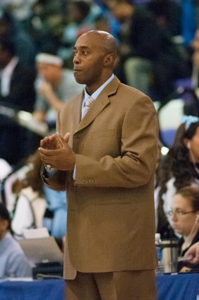 Ronald St. John stepping down from York men's basketball | | qchron.com