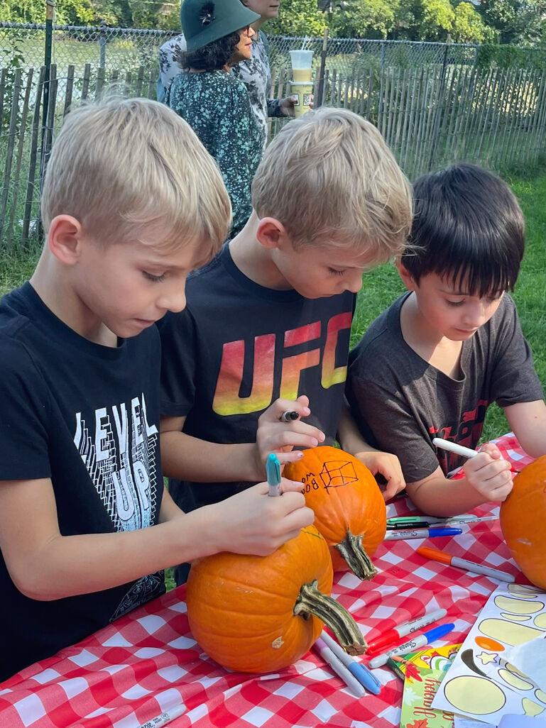 Fun at Fall Farm Fest | | qchron.com
