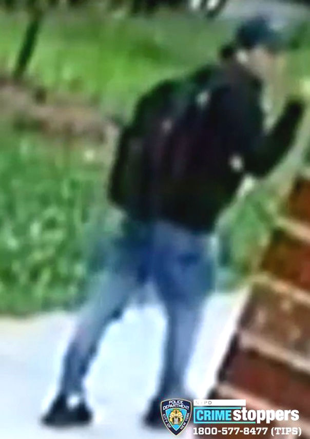 Flushing Robbery Flushing home burglar at large | | qchron.com