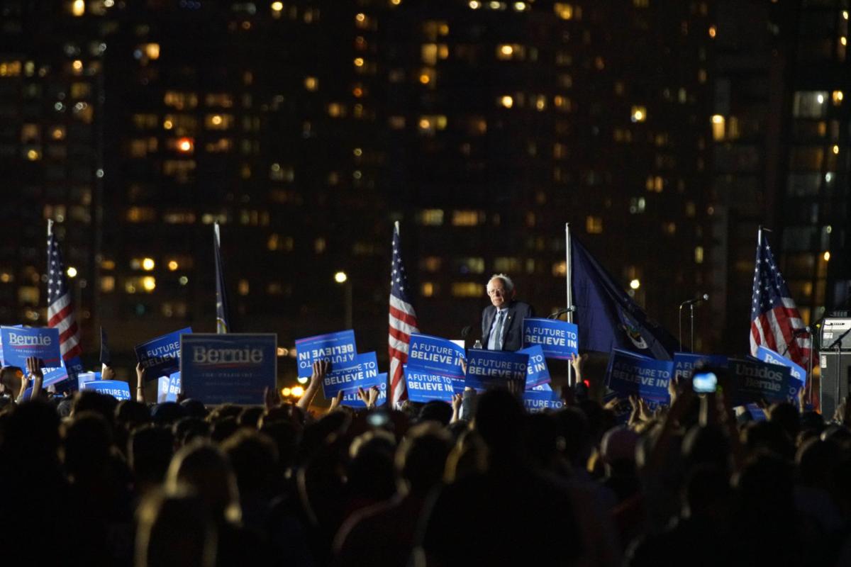 Bernie Sanders Rally Draws Thousands To Lic On Eve Of Primary 