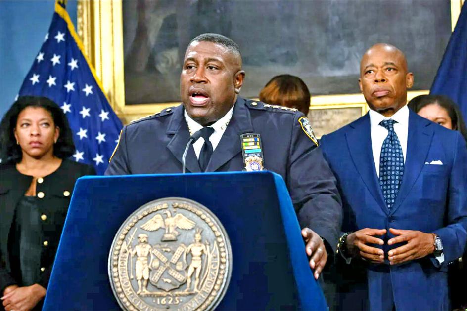 Feds, NYPD raid police officials’ homes