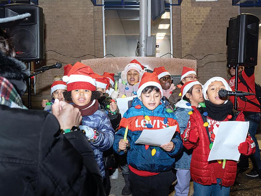 Holiday cheer in Woodhaven, Ozone Park